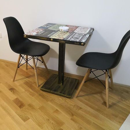 Studio Apartment Noa โมสตาร์ ภายนอก รูปภาพ