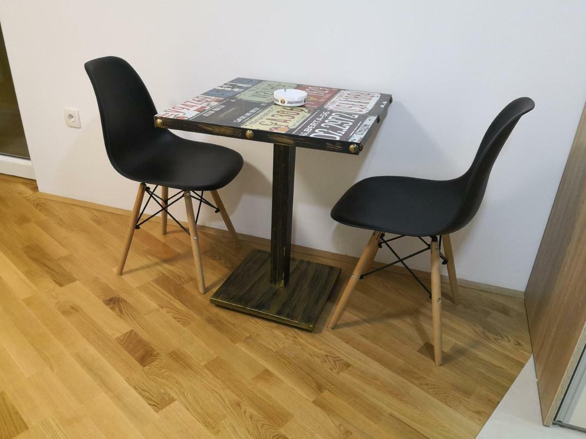 Studio Apartment Noa โมสตาร์ ภายนอก รูปภาพ